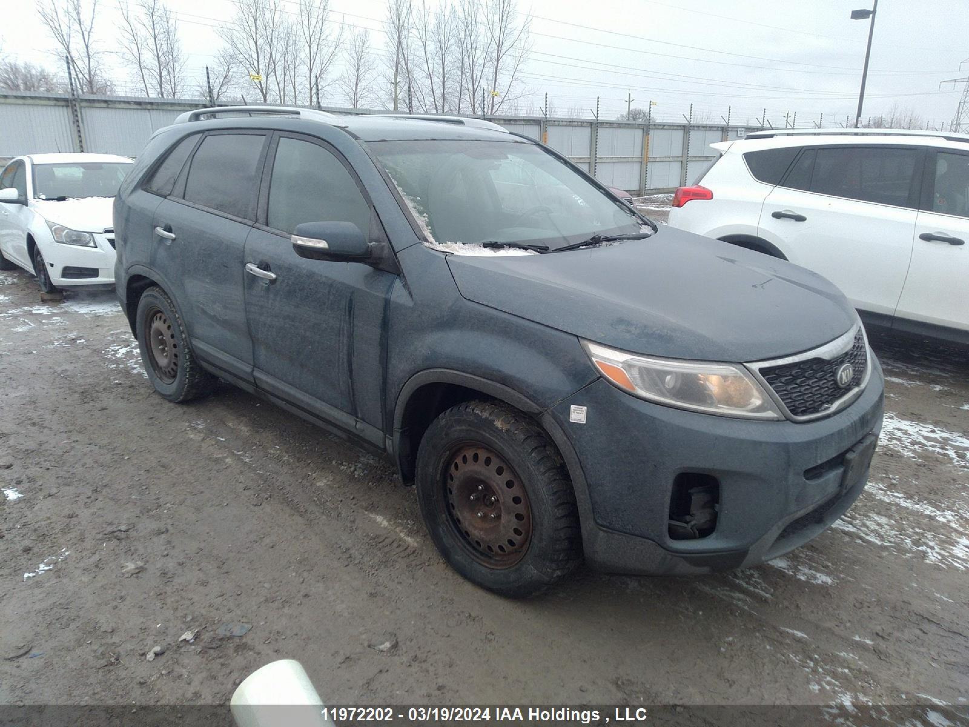 KIA SORENTO 2015 5xykt4a76fg564886