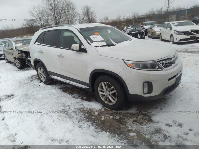 KIA SORENTO 2015 5xykt4a78fg560385