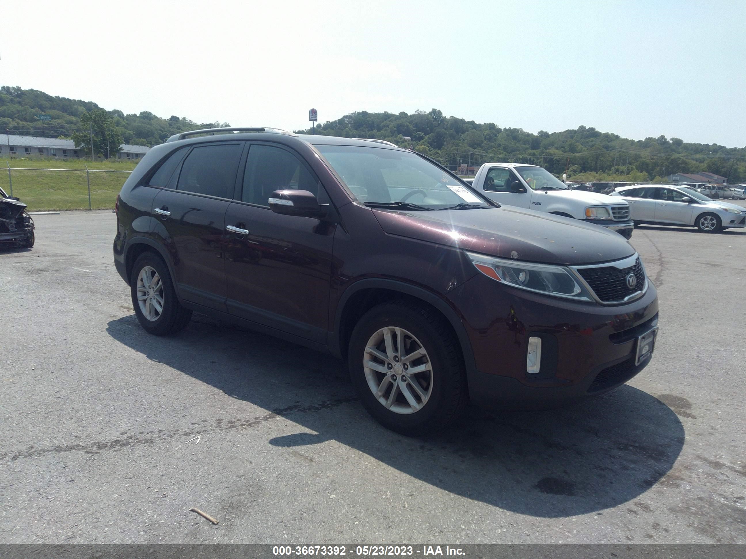 KIA SORENTO 2014 5xykt4a79eg485310