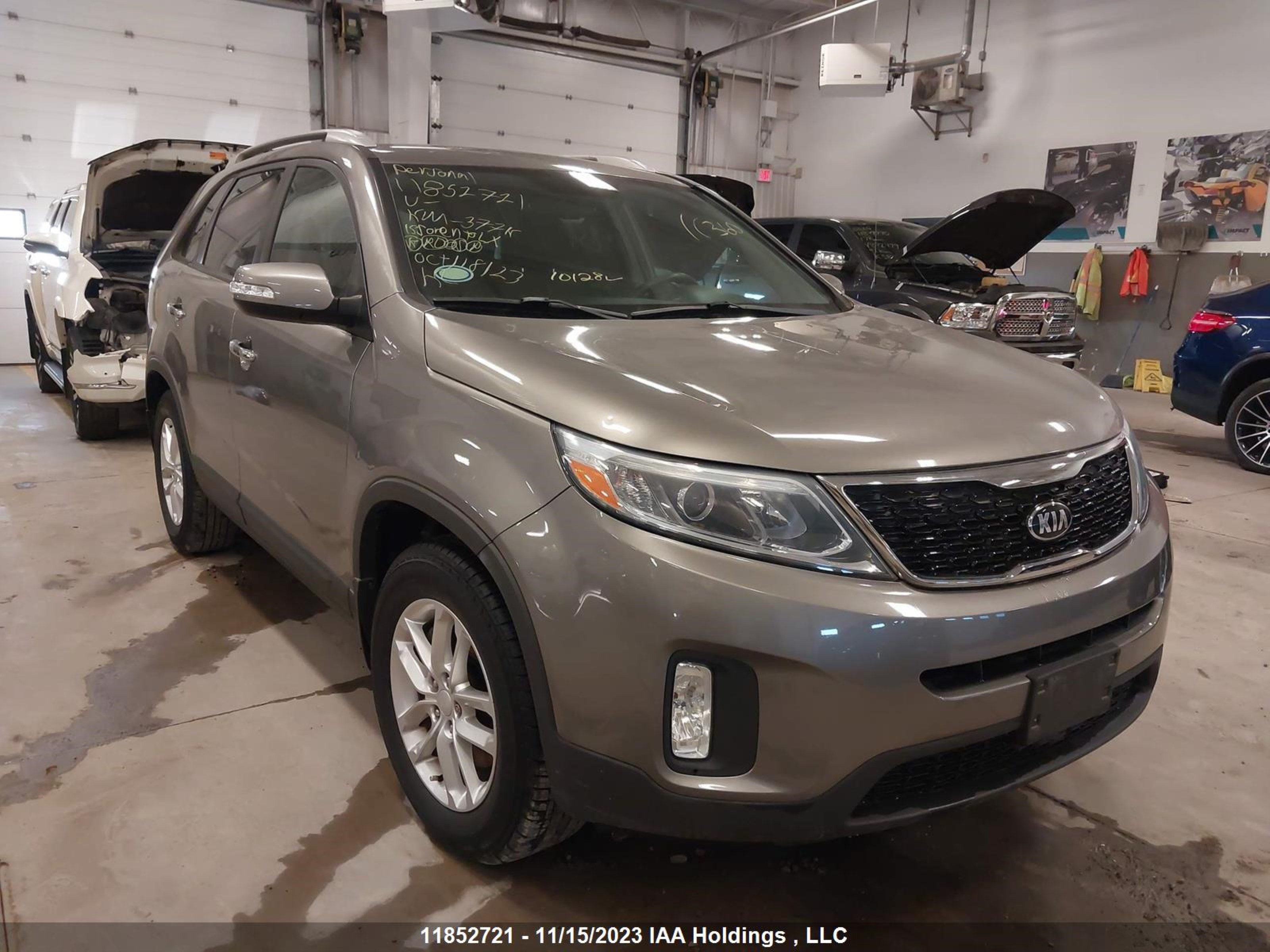 KIA SORENTO 2015 5xykt4a7xfg590410