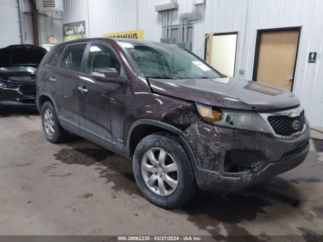 KIA SORENTO 2011 5xyktca10bg071995