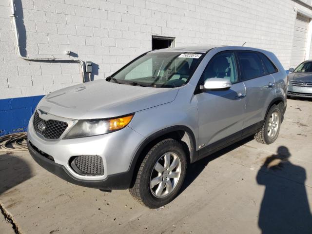 KIA SORENTO 2011 5xyktca11bg030453