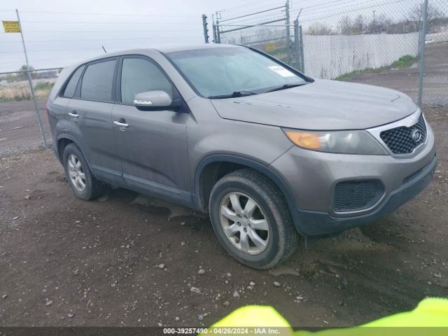 KIA SORENTO 2011 5xyktca17bg010563