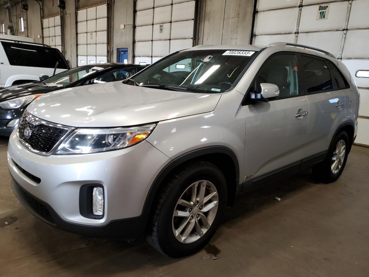 KIA SORENTO 2014 5xyktca60eg476464