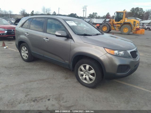 KIA SORENTO 2013 5xyktca61dg325826