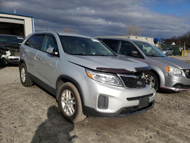 KIA SORENTO LX 2015 5xyktca64fg560045