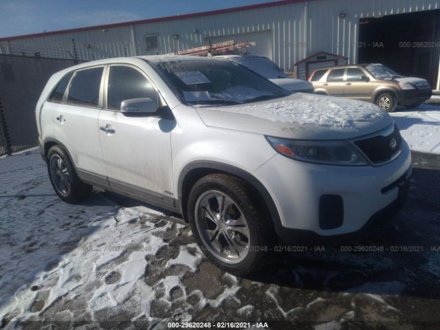 KIA SORENTO 2015 5xyktca64fg563642