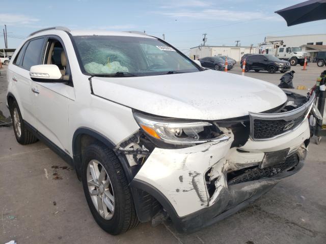 KIA SORENTO LX 2015 5xyktca64fg641112