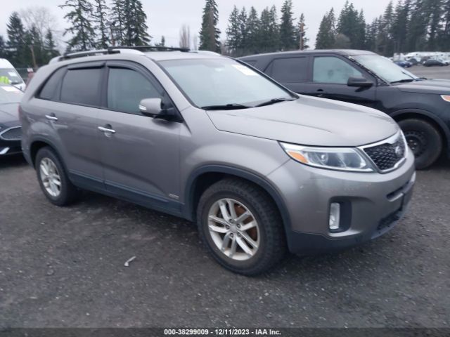 KIA SORENTO 2014 5xyktca65eg475861