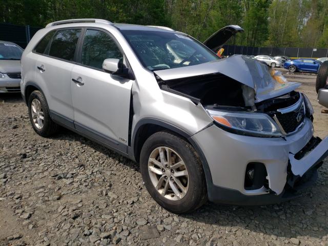 KIA SORENTO LX 2015 5xyktca65fg568462