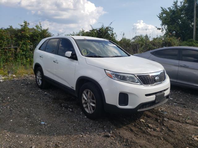 KIA SORENTO LX 2015 5xyktca65fg607082