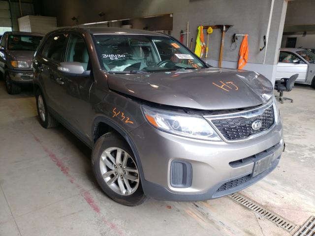 KIA SORENTO LX 2015 5xyktca66fg587389