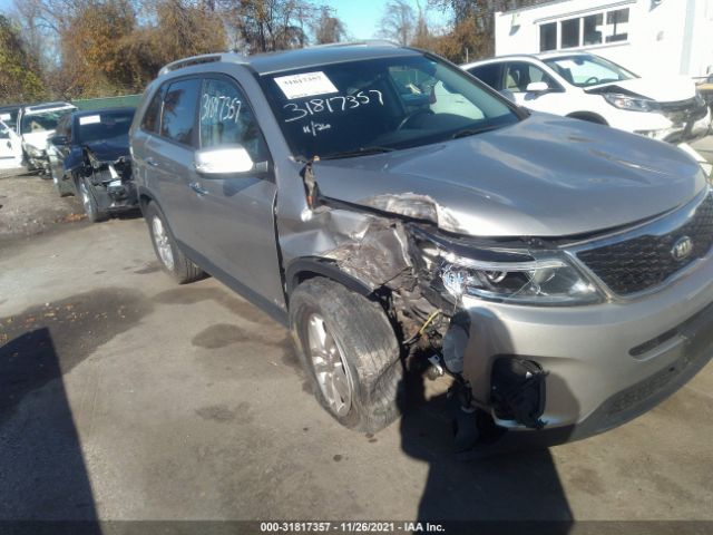 KIA SORENTO 2015 5xyktca66fg644772