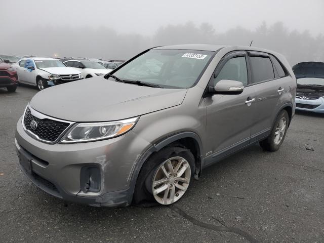 KIA SORENTO LX 2015 5xyktca67fg551890