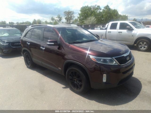 KIA SORENTO 2015 5xyktca67fg641461