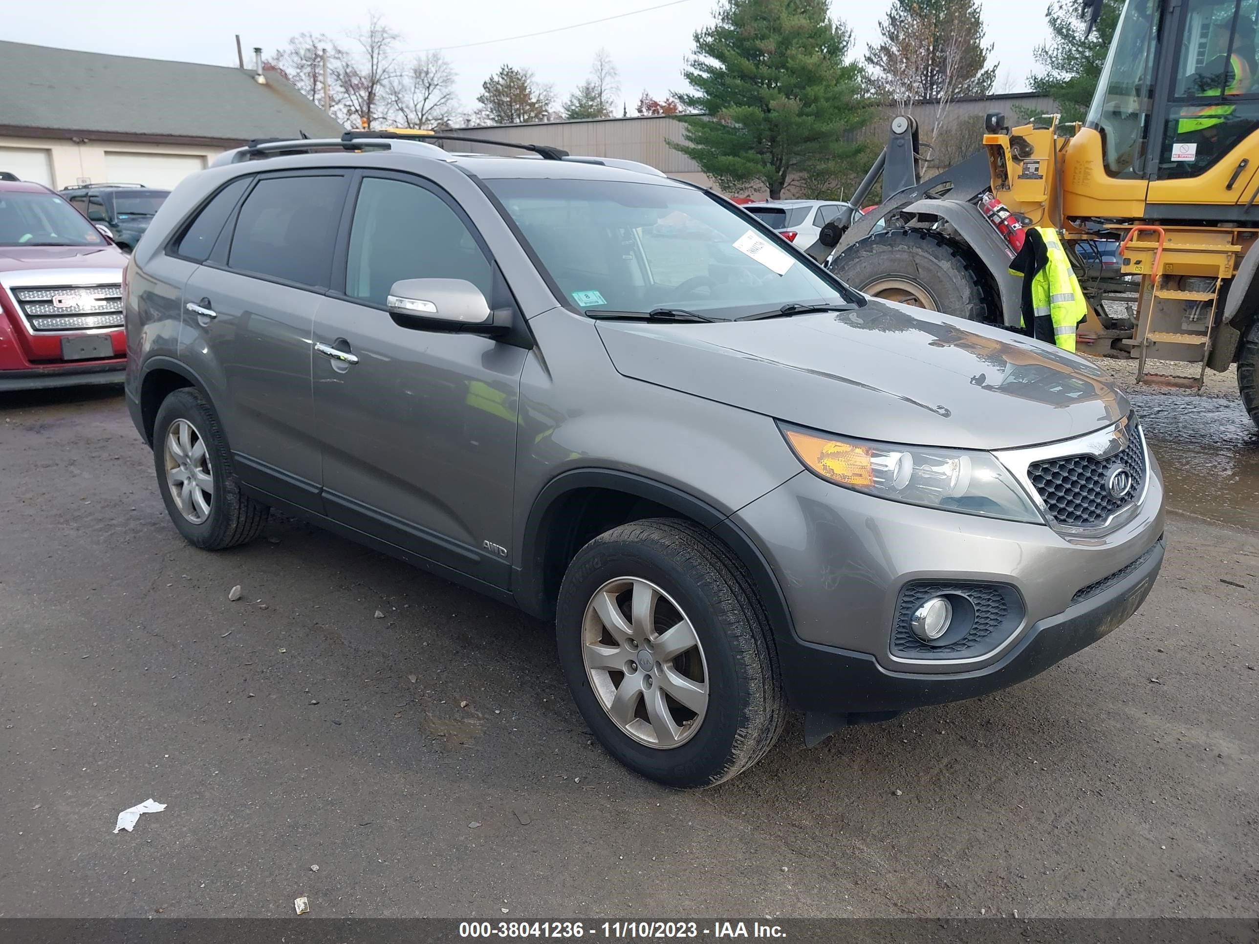 KIA SORENTO 2012 5xyktca68cg279426