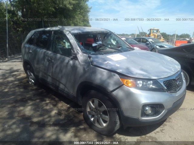 KIA SORENTO 2013 5xyktca68dg418083