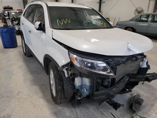 KIA SORENTO 2014 5xyktca68eg518119