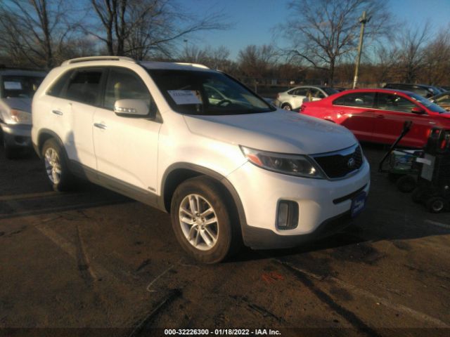 KIA SORENTO 2015 5xyktca68fg617265