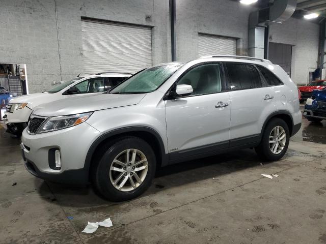 KIA SORENTO LX 2015 5xyktca69fg571705