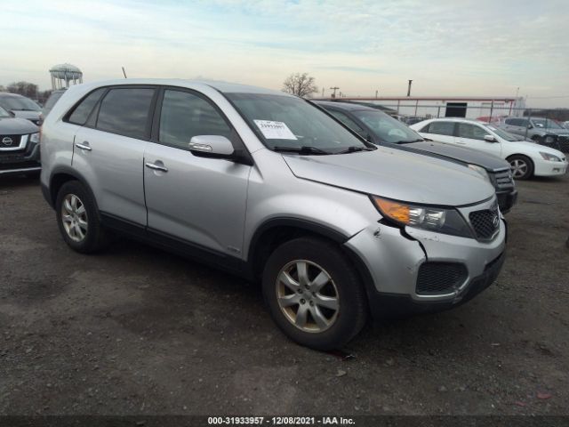 KIA SORENTO 2013 5xyktca6xdg325873