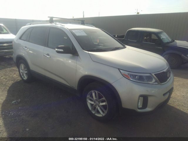 KIA SORENTO 2015 5xyktca6xfg552550