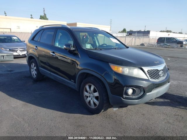 KIA SORENTO 2011 5xyktda13bg040360