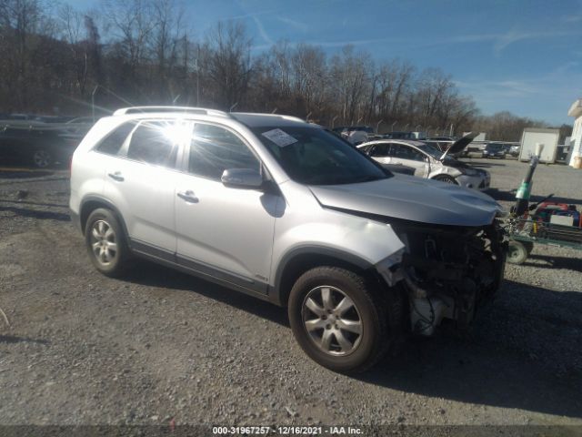 KIA SORENTO 2013 5xyktda20dg389035