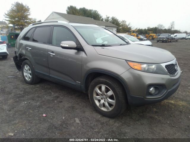 KIA SORENTO 2013 5xyktda21dg352883