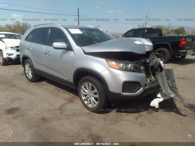 KIA SORENTO 2011 5xyktda22bg045672