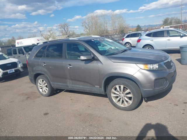 KIA SORENTO 2011 5xyktda22bg080471