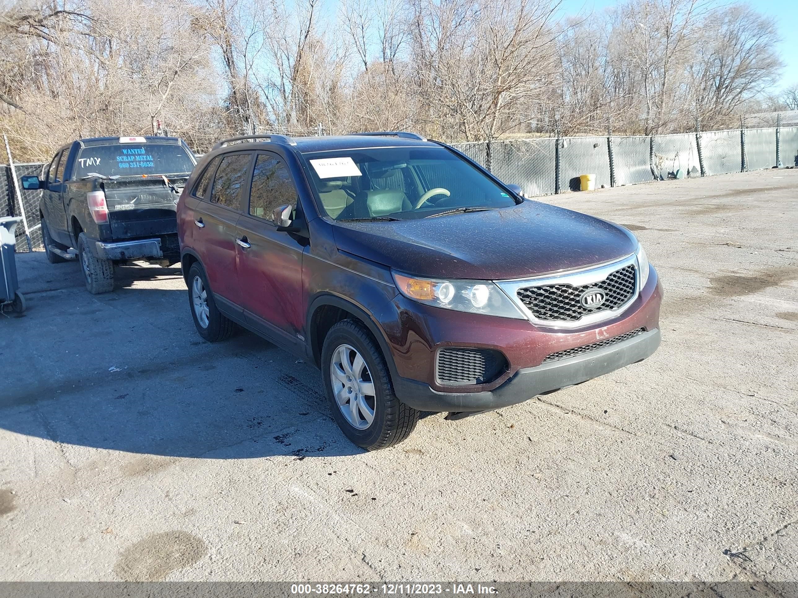 KIA SORENTO 2012 5xyktda24cg281709