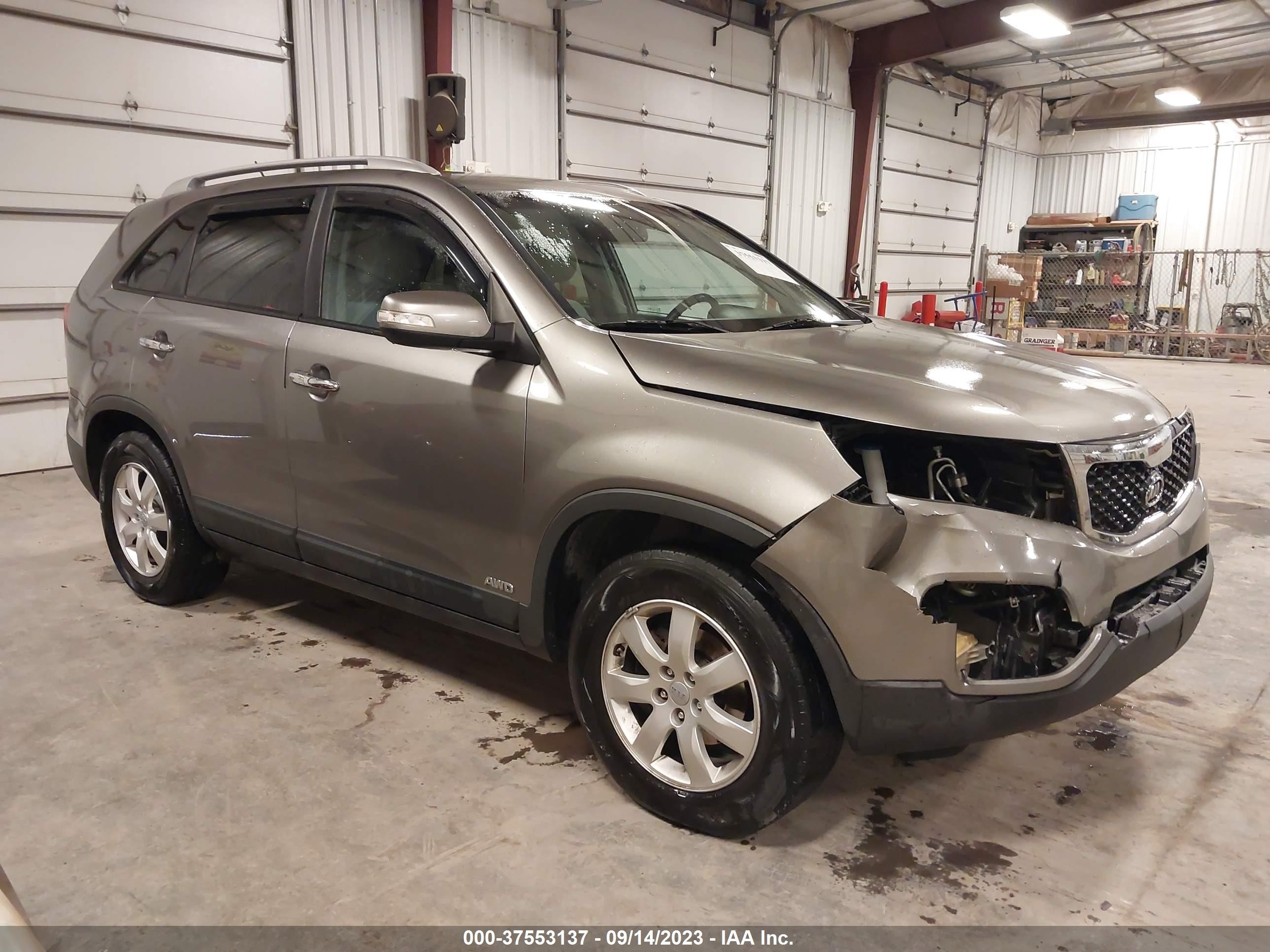 KIA SORENTO 2012 5xyktda25cg225424