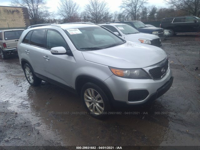 KIA SORENTO 2011 5xyktda27bg083124