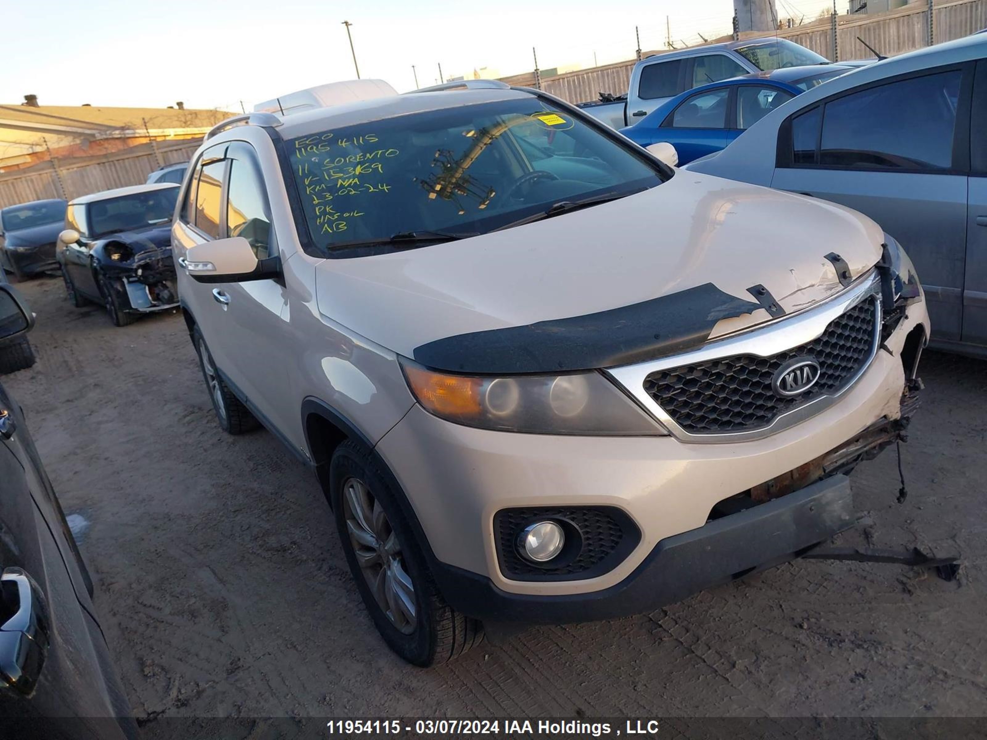 KIA SORENTO 2011 5xyktda27bg153169