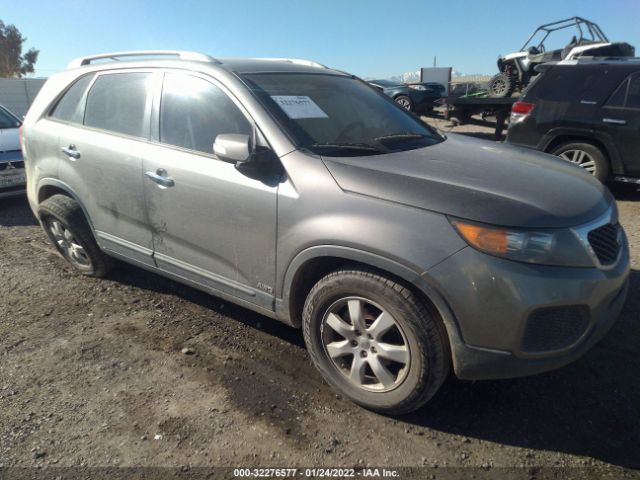 KIA SORENTO 2013 5xyktda27dg338910