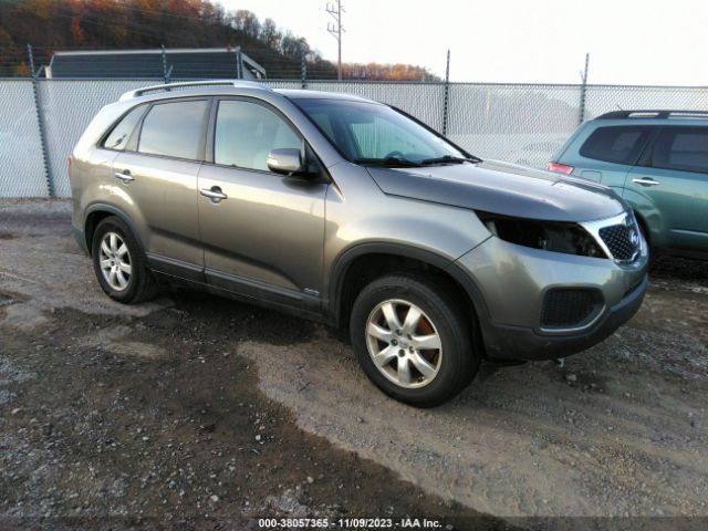 KIA SORENTO 2013 5xyktda27dg403934