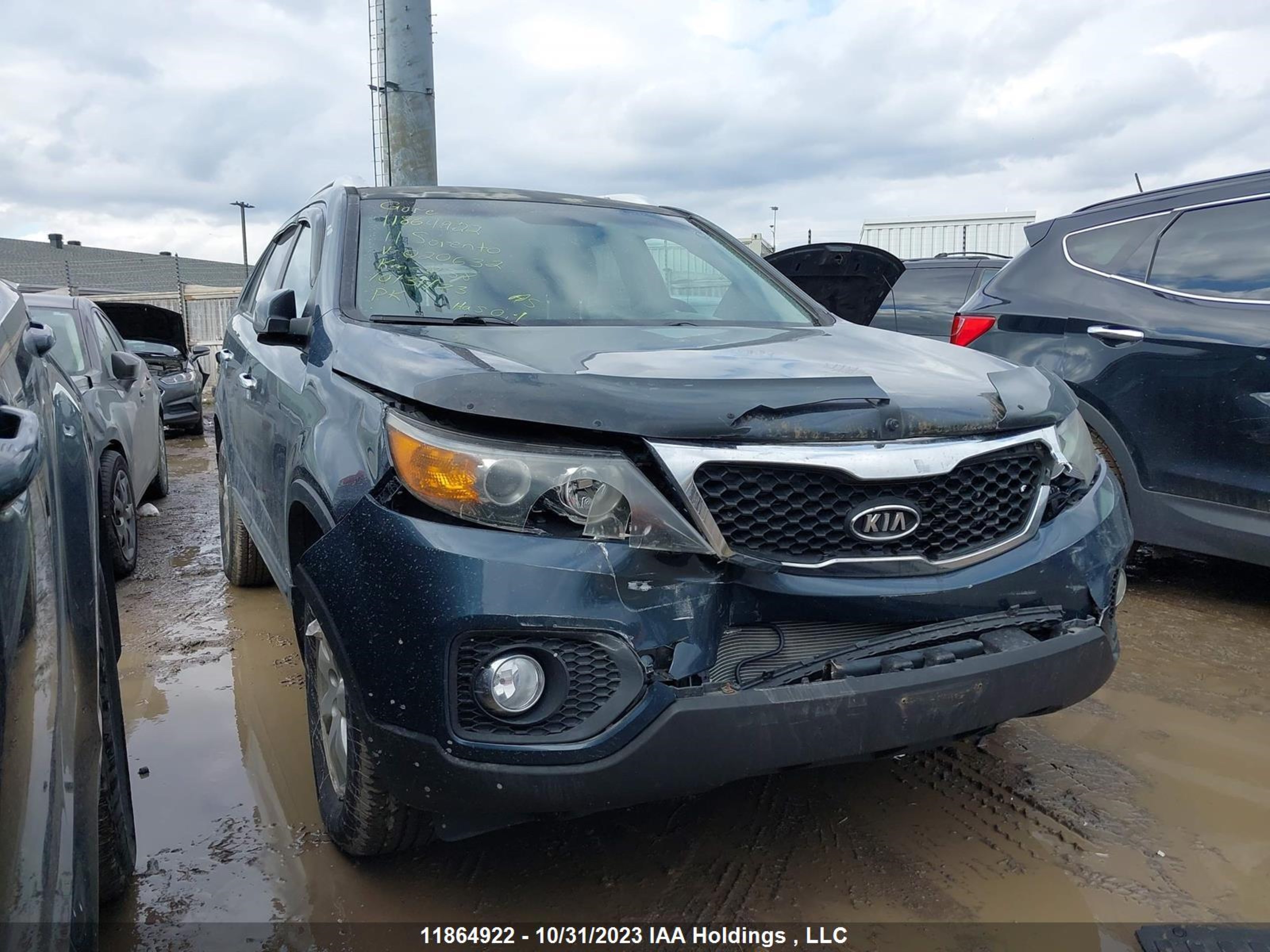 KIA SORENTO 2011 5xyktda28bg020632