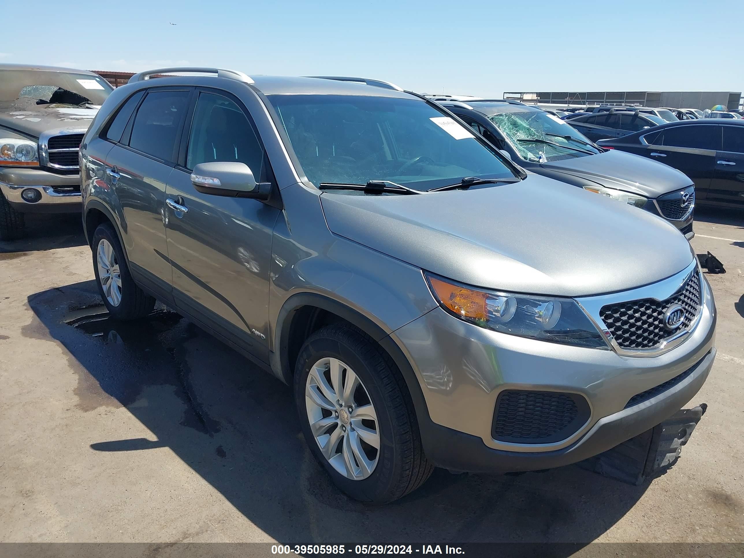 KIA SORENTO 2011 5xyktda29bg067328