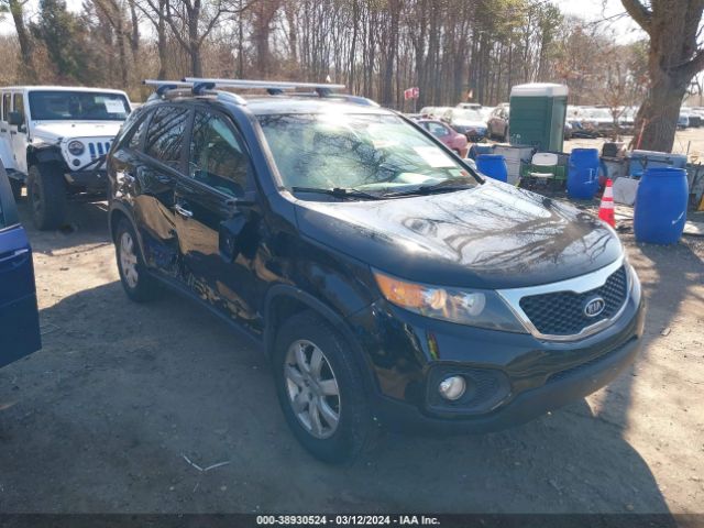 KIA SORENTO 2013 5xyktda29dg412019