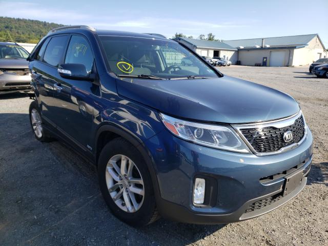 KIA SORENTO LX 2015 5xyktda60fg605276