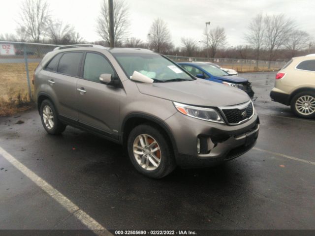 KIA SORENTO 2015 5xyktda60fg643154