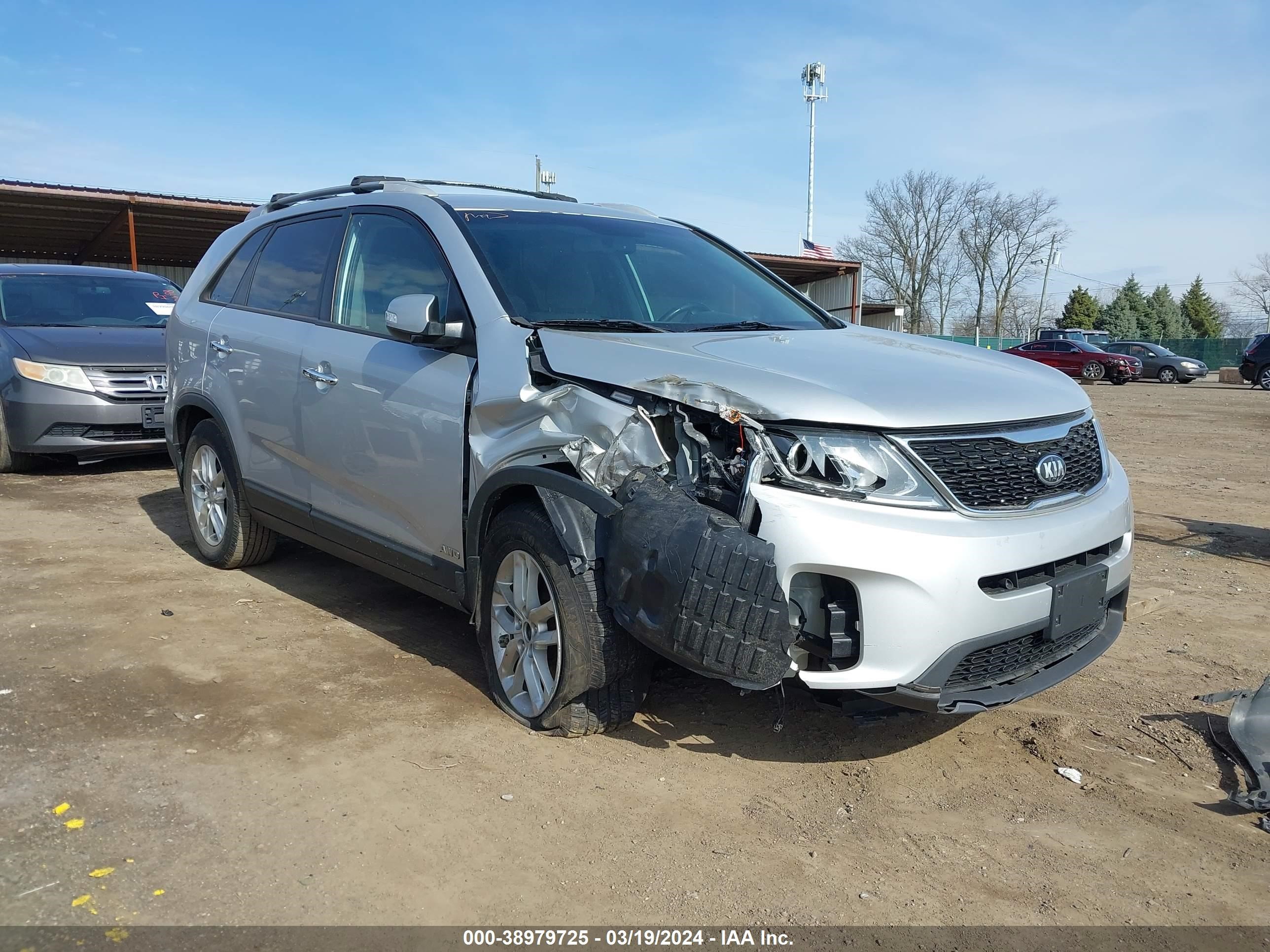 KIA SORENTO 2015 5xyktda61fg564141