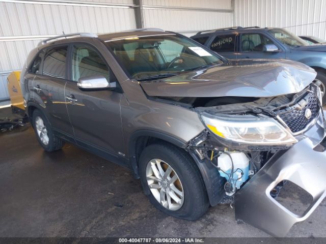 KIA SORENTO 2015 5xyktda62fg632253