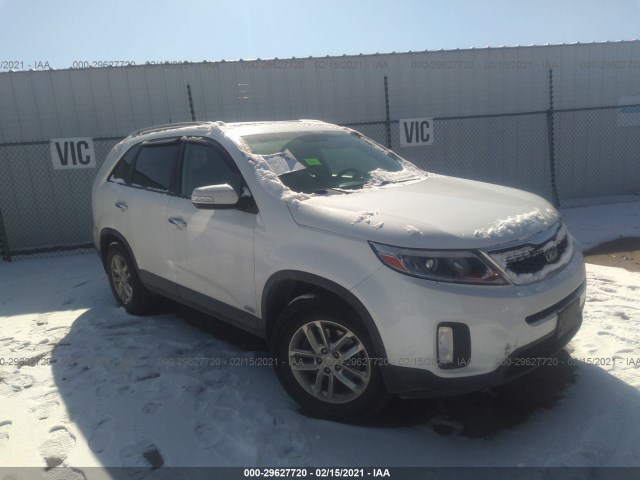 KIA SORENTO 2015 5xyktda64fg561394