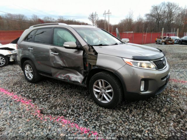 KIA SORENTO 2015 5xyktda65fg638743