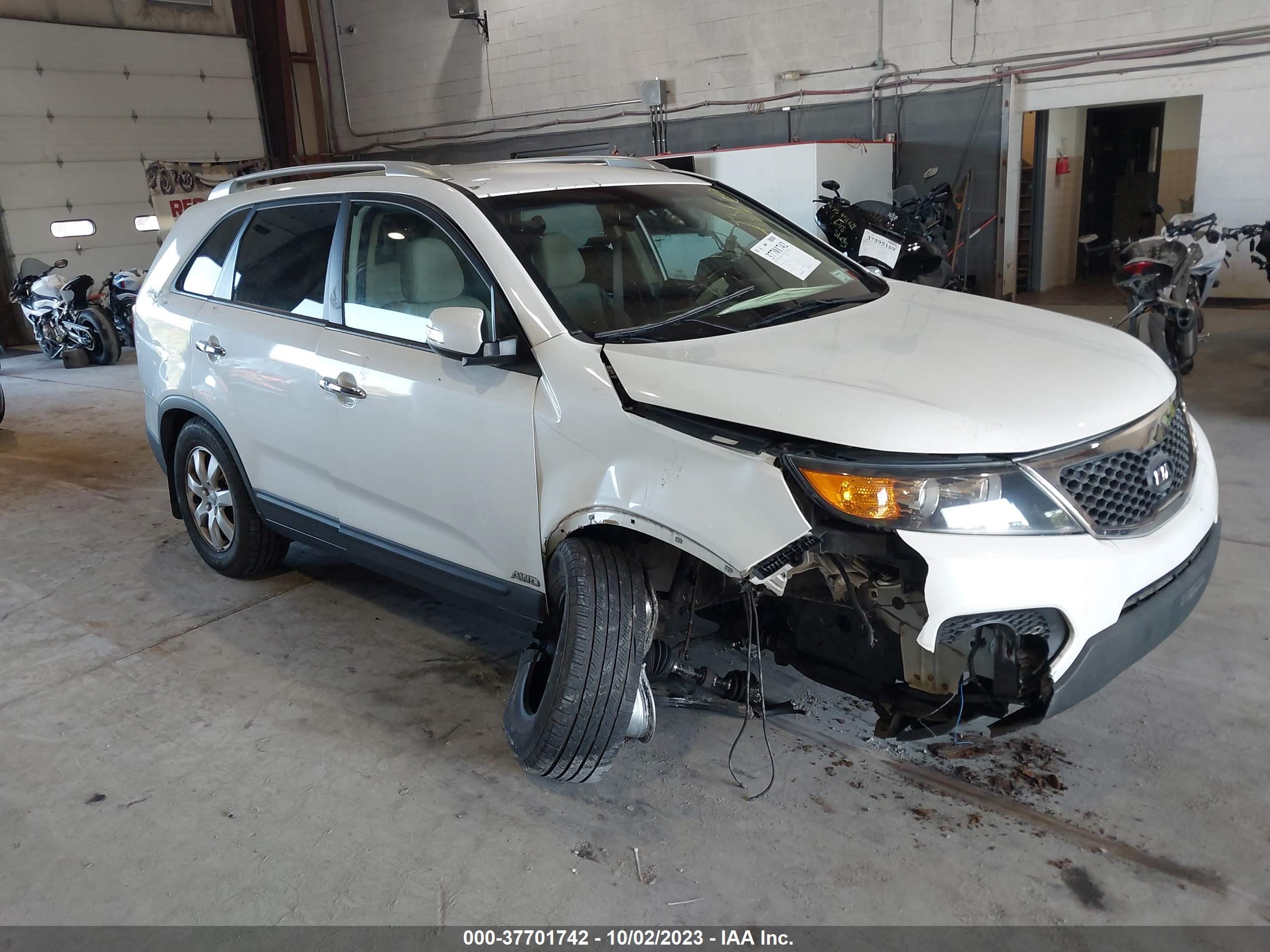 KIA SORENTO 2013 5xyktda67dg392159