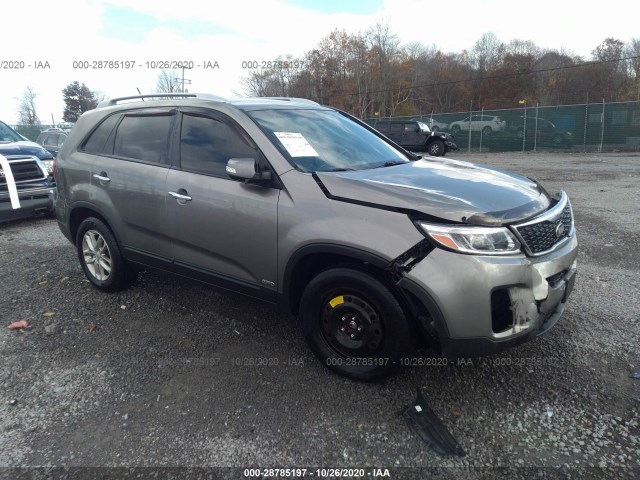 KIA SORENTO 2014 5xyktda68eg448773