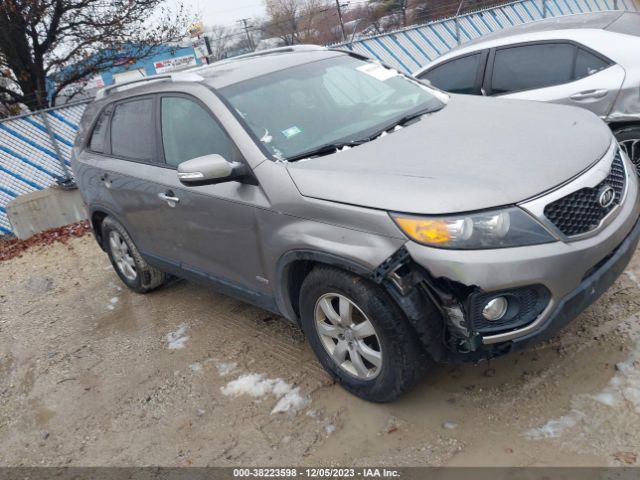 KIA SORENTO 2013 5xyktda69dg362886