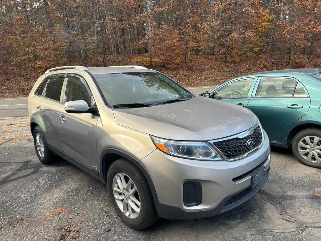 KIA SORENTO 2015 5xyktda72fg611072